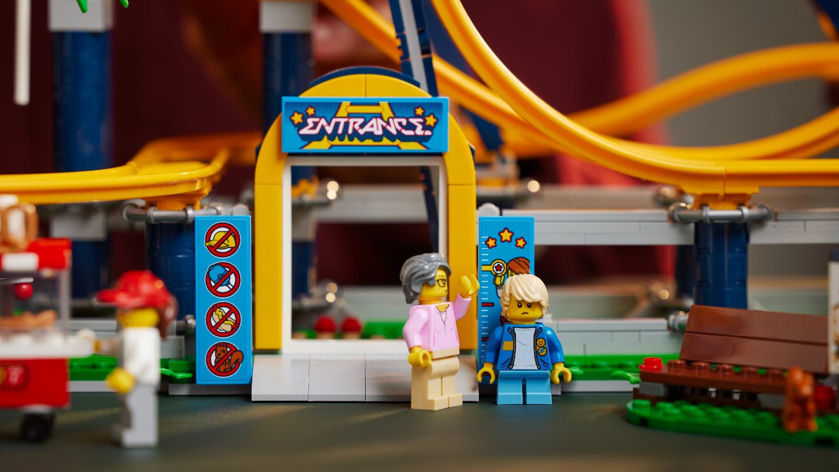 Updating the layout of the LEGO Fairground Collection