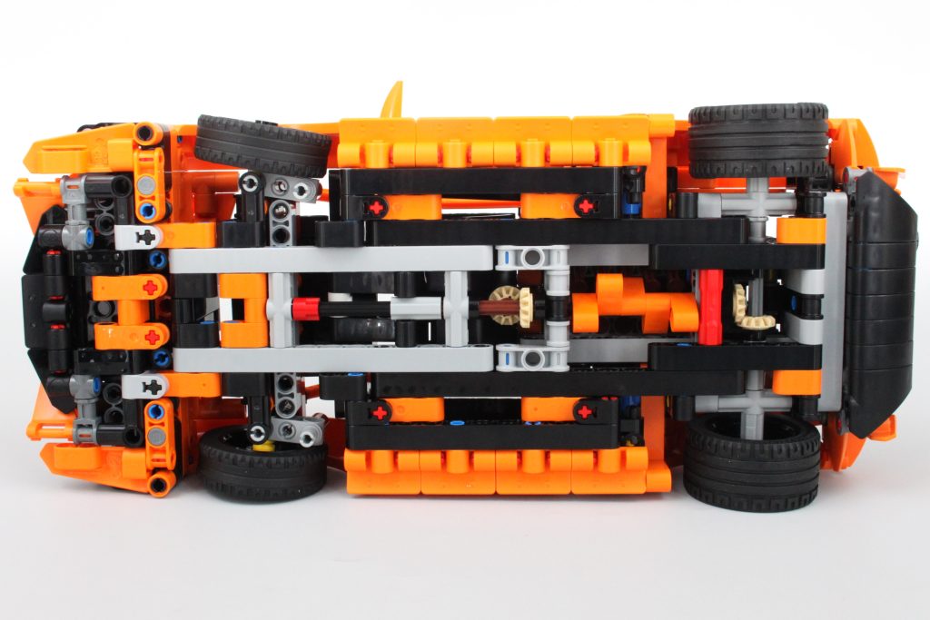 lego technic 42196 lamborghini huracan orange review 9 1024x683