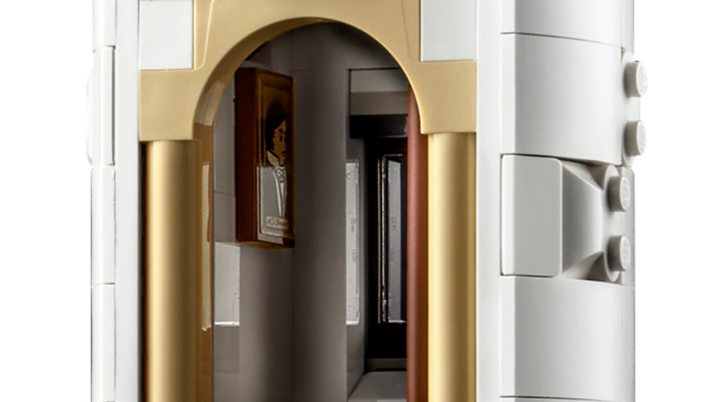 LEGO IDeas 21335 Motorised Lighthouse painting 1 1024x576