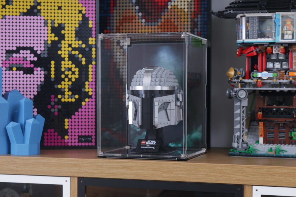 LEGO Star Wars Mandalorian Stormtrooper Scout Trooper Luke Skywalker Red Five Darth Vader Boba Fett Helmet Wicked Brick Display Case review 36 1024x683