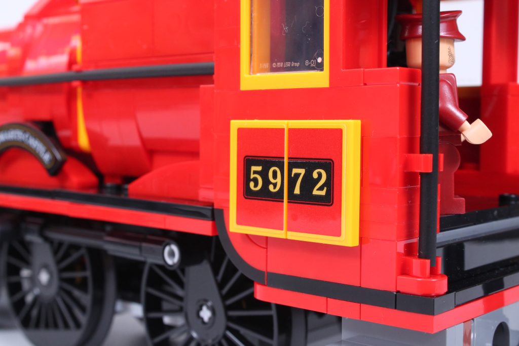 LEGO Harry Potter 76405 Hogwarts Express Collectors Edition review 16 1024x683
