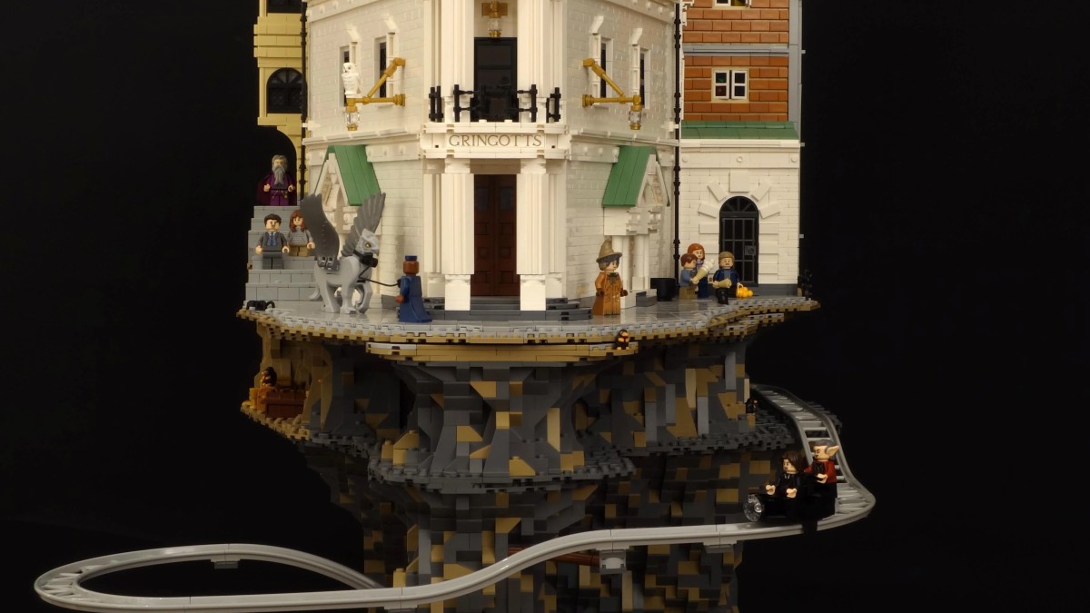 This LEGO Gringotts is the Harry Potter build you've been waiting for