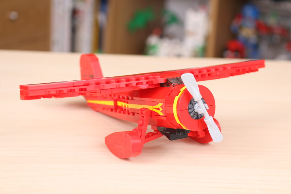 LEGO 40450 Amelia Earhart Tribute GWP review 9