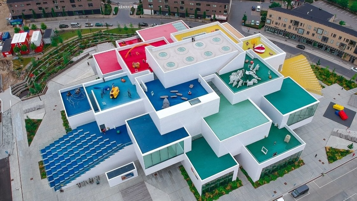 LEGO Insiders have the chance to win a LEGO MASTERS Academy Trip