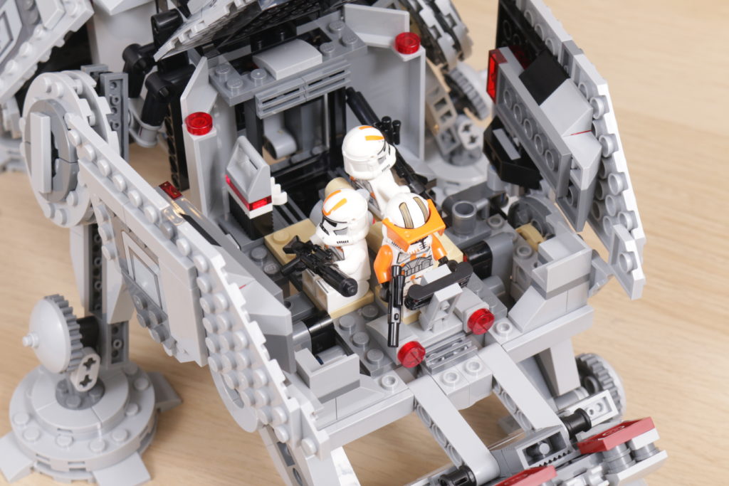 LEGO Star Wars 75337 AT TE Walker review 13 1024x683