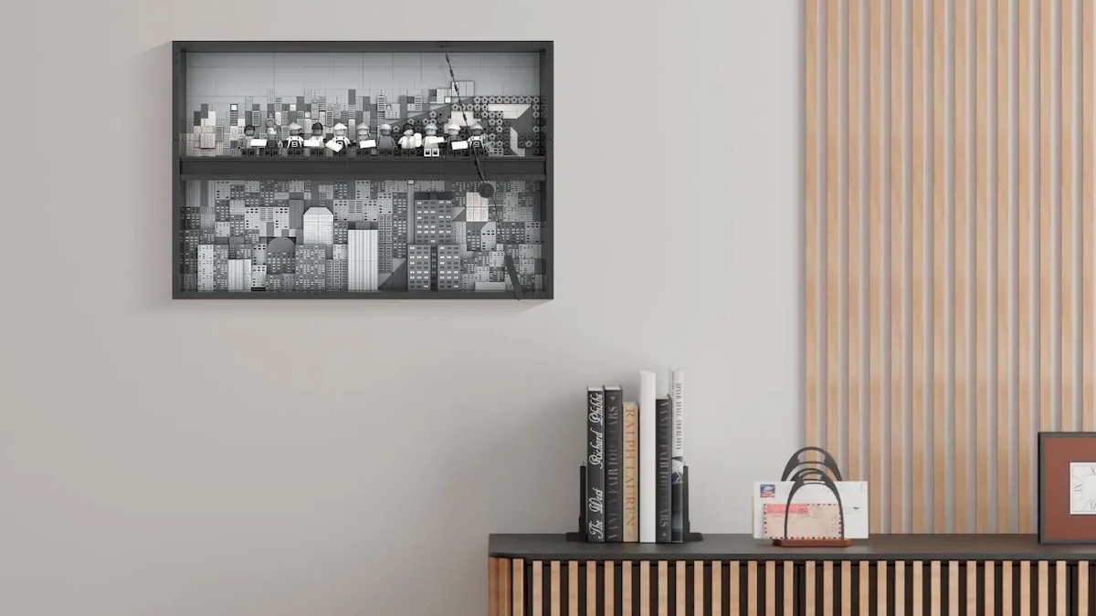 Fan designer expands LEGO Art concept by recreating iconic photo