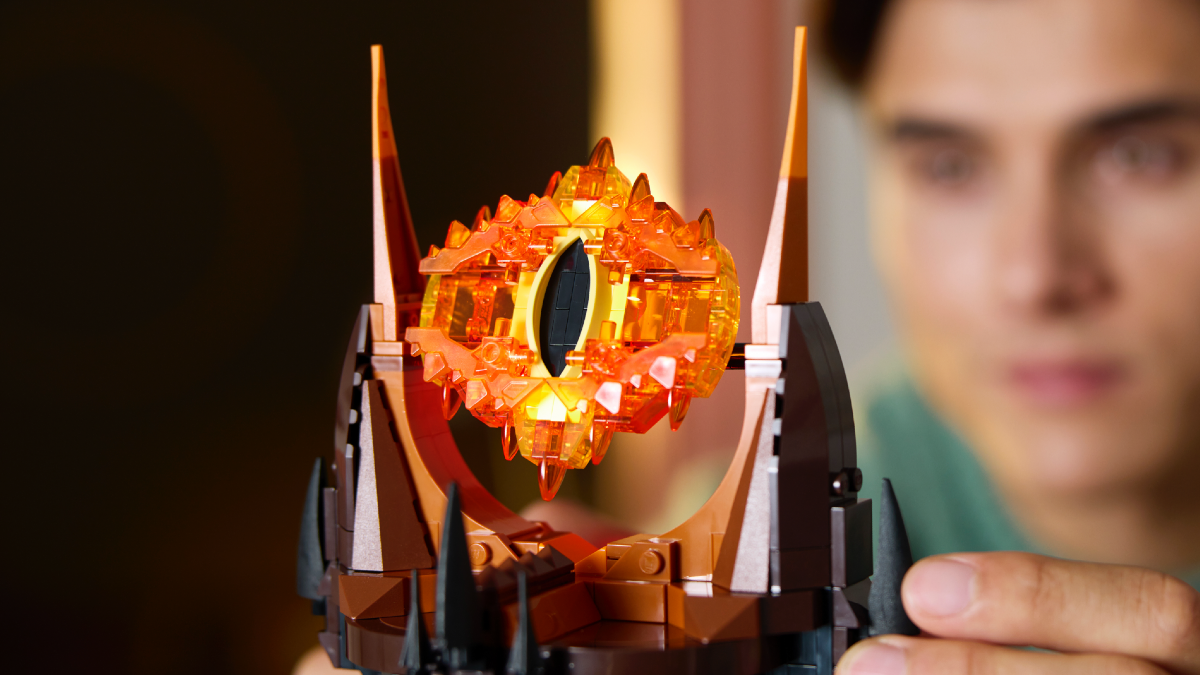 Inside the minds of LEGO 10333 The Lord of the Rings: Barad-dûr's designers