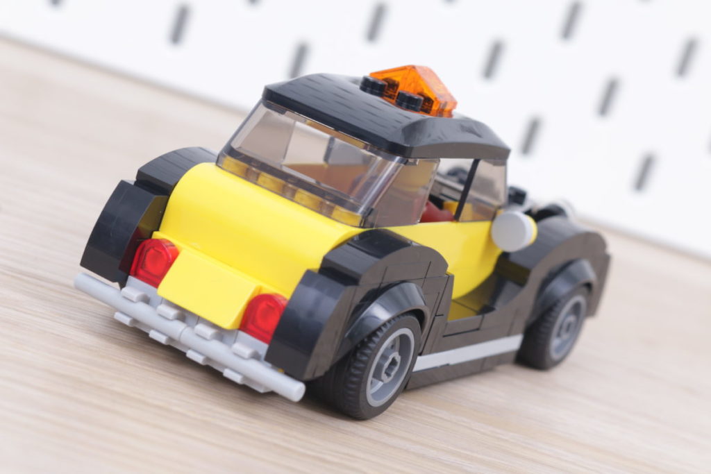 LEGO Creator Expert 40532 Vintage Taxi gift with purchase review 12 1024x683