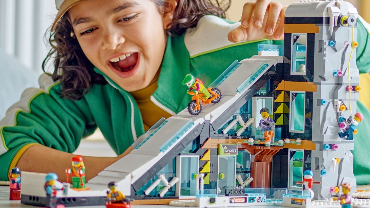 Win a LEGO City bundle worth more than £350