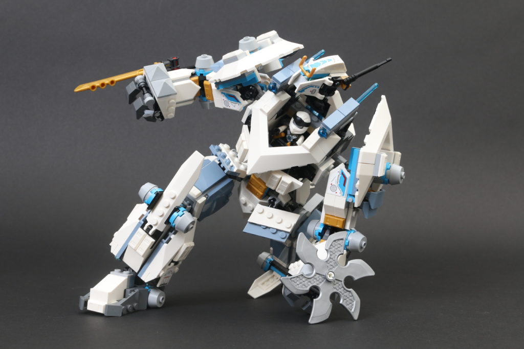 LEGO NINJAGO Legacy 71738 Zanes Titan Mech Battle review 19