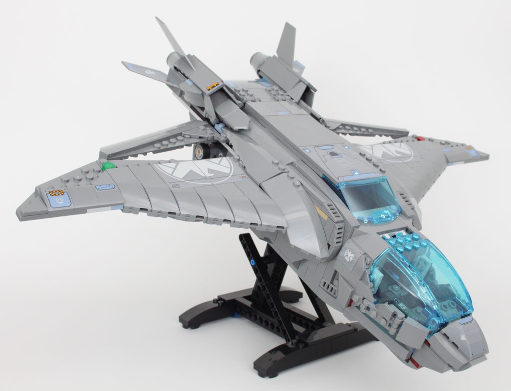 LEGO Marvel 76248 The Avengers Quinjet review 17 1024x784