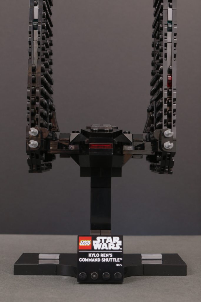 LEGO Star Wars 75406 Kylo Rens Command Shuttle review 1 683x1024
