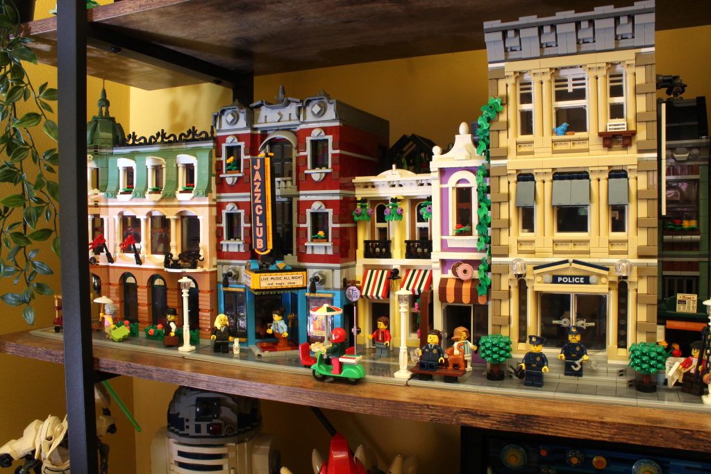 LEGO Icons 10312 Jazz Club review 59 1024x683