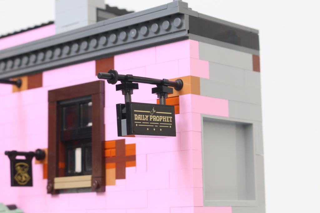 LEGO Harry Potter 75978 Diagon Alley review 61