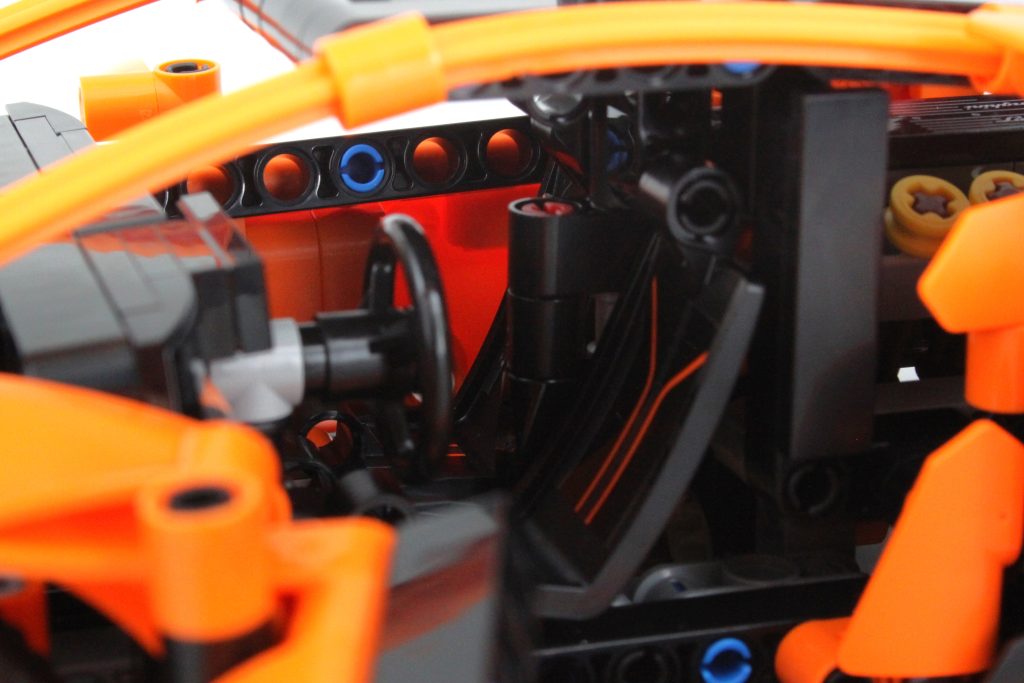 lego technic 42196 lamborghini huracan orange review 3 1024x683