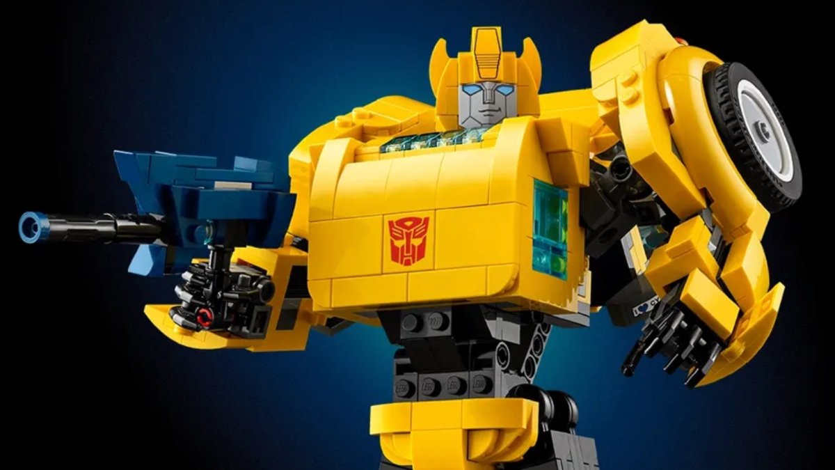 LEGO Transformers 10338 Bumblebee includes more than meets the eye