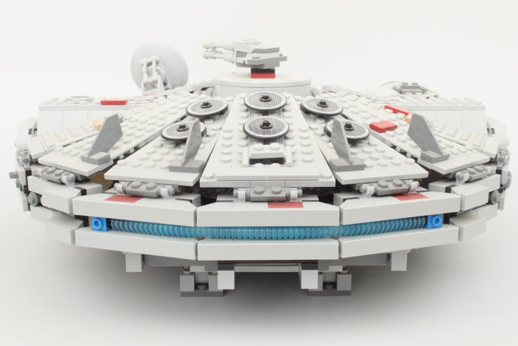 7965 Millennium Falcon rebuilt 4 1024x683