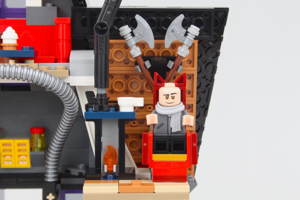 lego despicable me 4 75583 Minions And Grus Family Mansion review 25 1024x683