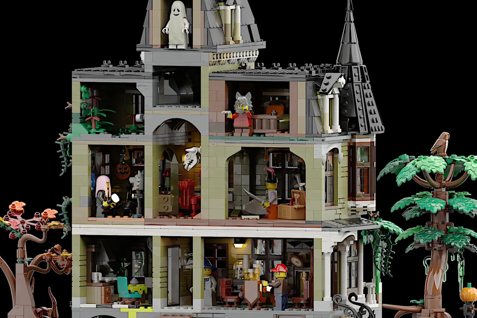 LEGO Ideas Halloween House 4