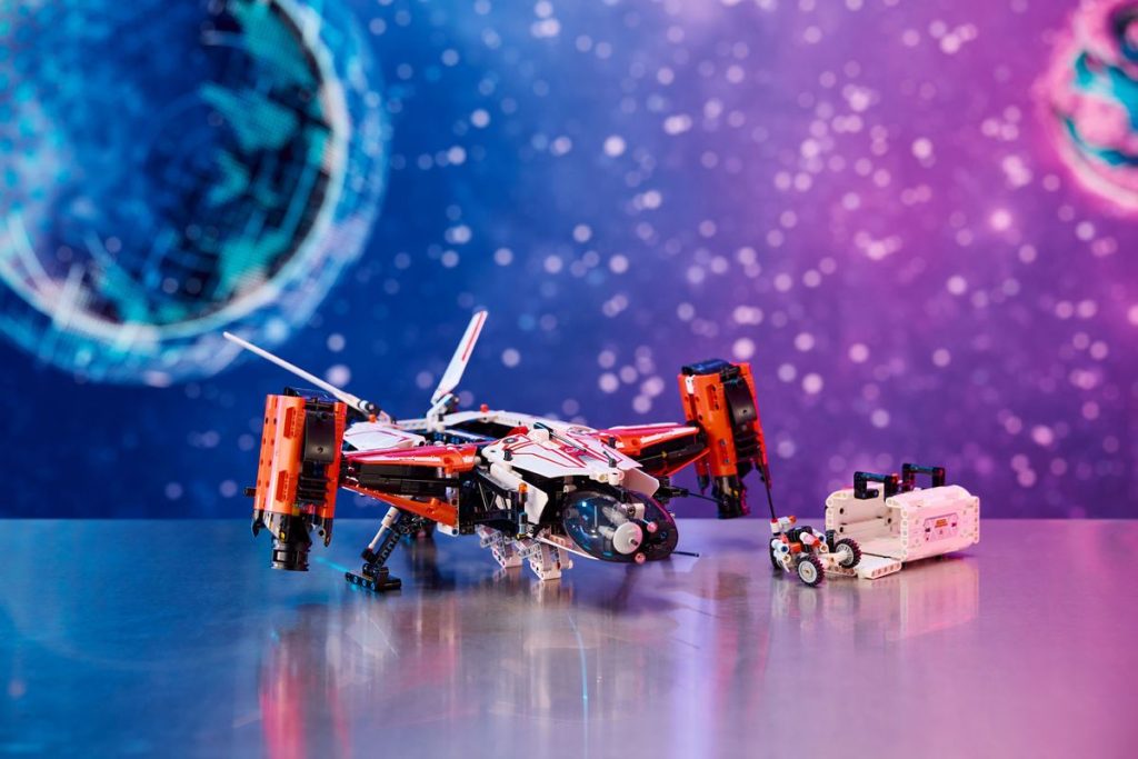 LEGO Technic 42181 VTOL Heavy Cargo Spaceship LT81 4 1024x683