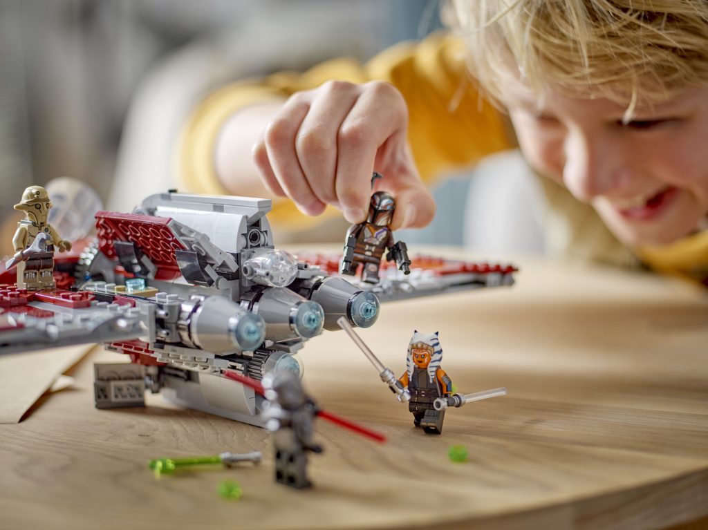 LEGO Star Wars 75362 Ahsoka Tanos T 6 Jedi Shuttle 15 1024x767