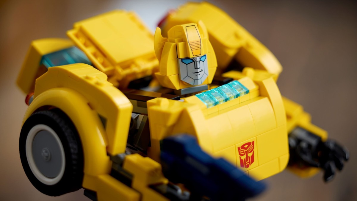 LEGO Icons 10338 Bumblebee's prototypes were bananas