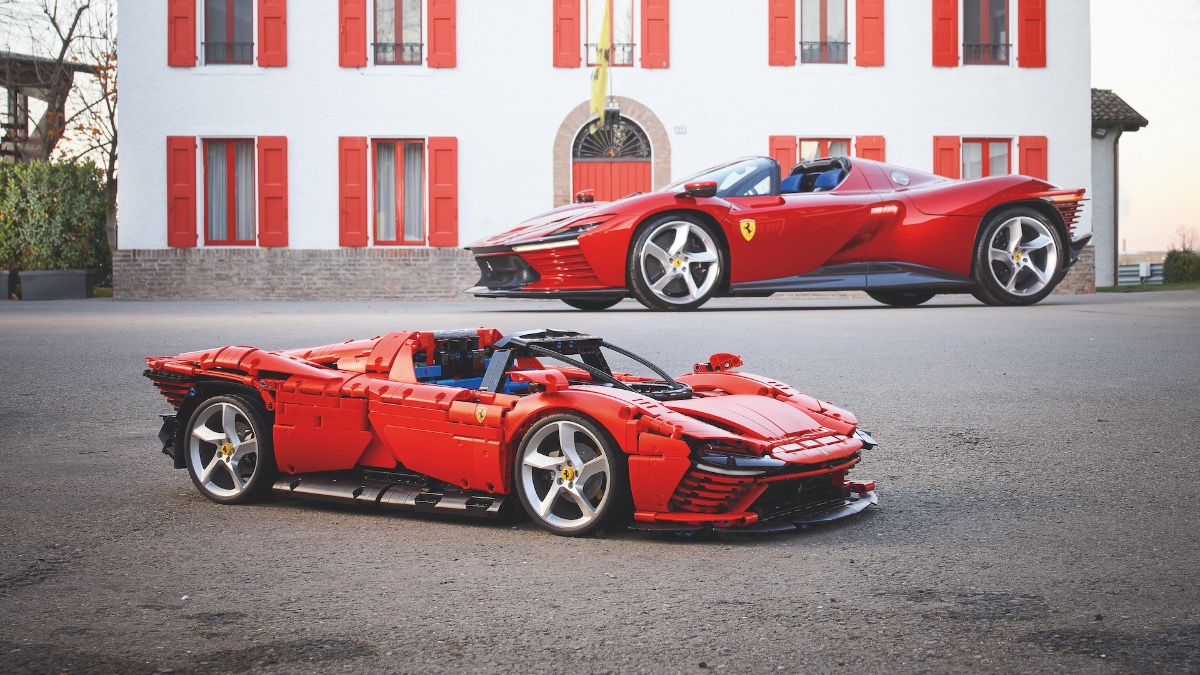 Comparing the entire LEGO Technic Ultimate Car collection so far
