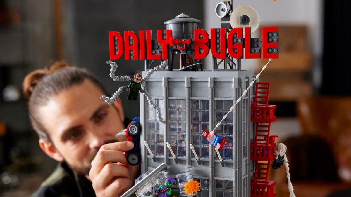 Two more Top 20 LEGO sets sell out at LEGO.com including a Marvel model