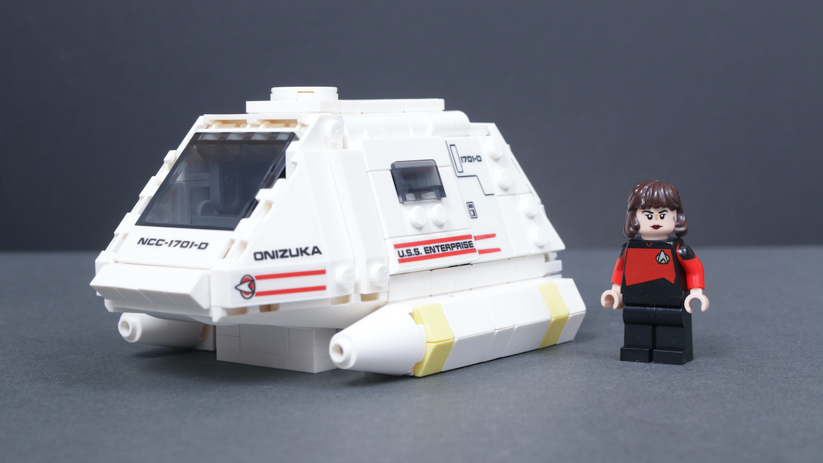 The best LEGO gift-with-purchase of the year?