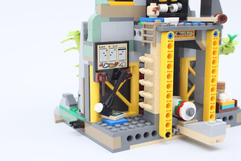 LEGO Monkie Kid 80044 Monkie Kids Team Hideout review 35 1024x683