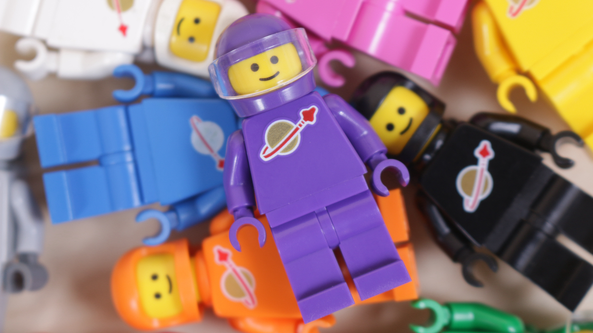 Get two LEGO Classic Space purple helmets as free gifts right now
