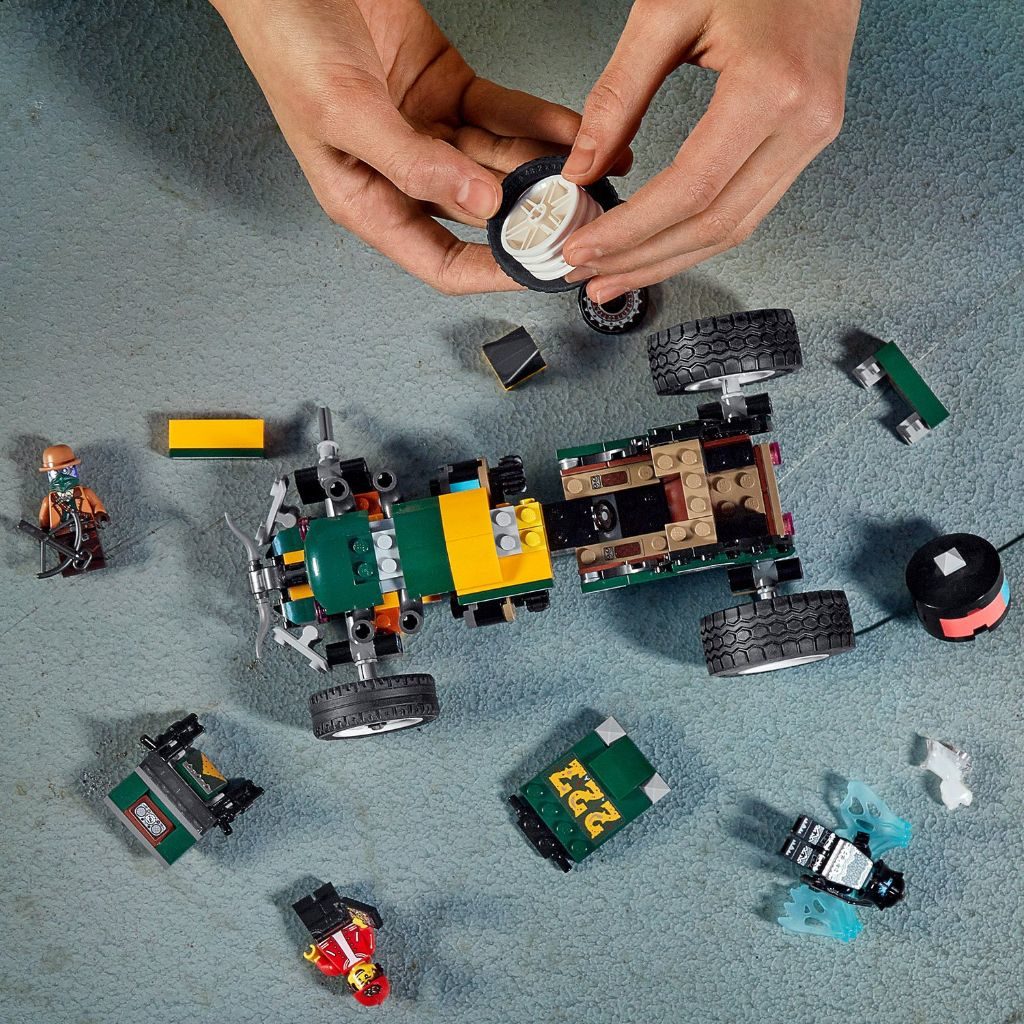 LEGO Hidden Side 70434 Supernatural Race Car 9 1024x1024