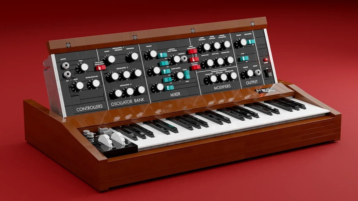 LEGO Ideas welcomes a fitting companion to 10334 Retro Radio