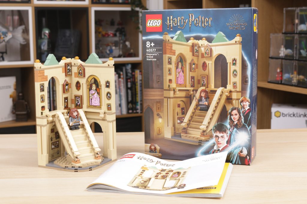 LEGO Harry Potter 40577 Hogwarts Grand Staircase GWP review 16 1024x683