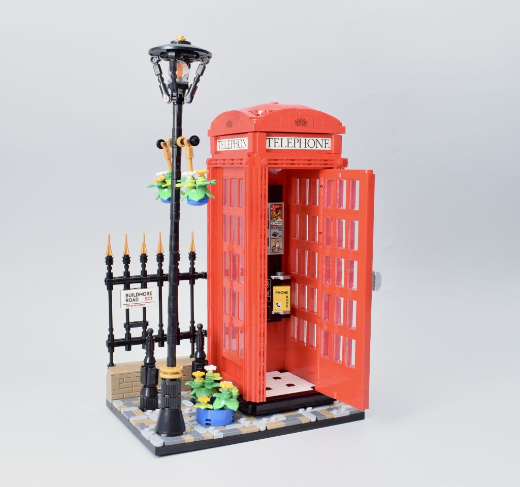 LEGO Ideas 21347 Red London Telephone Box review 14 1024x959