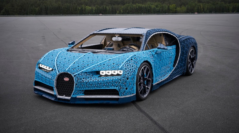 Incredible working LEGO Technic Bugatti Chiron at Shepherd's Bush today