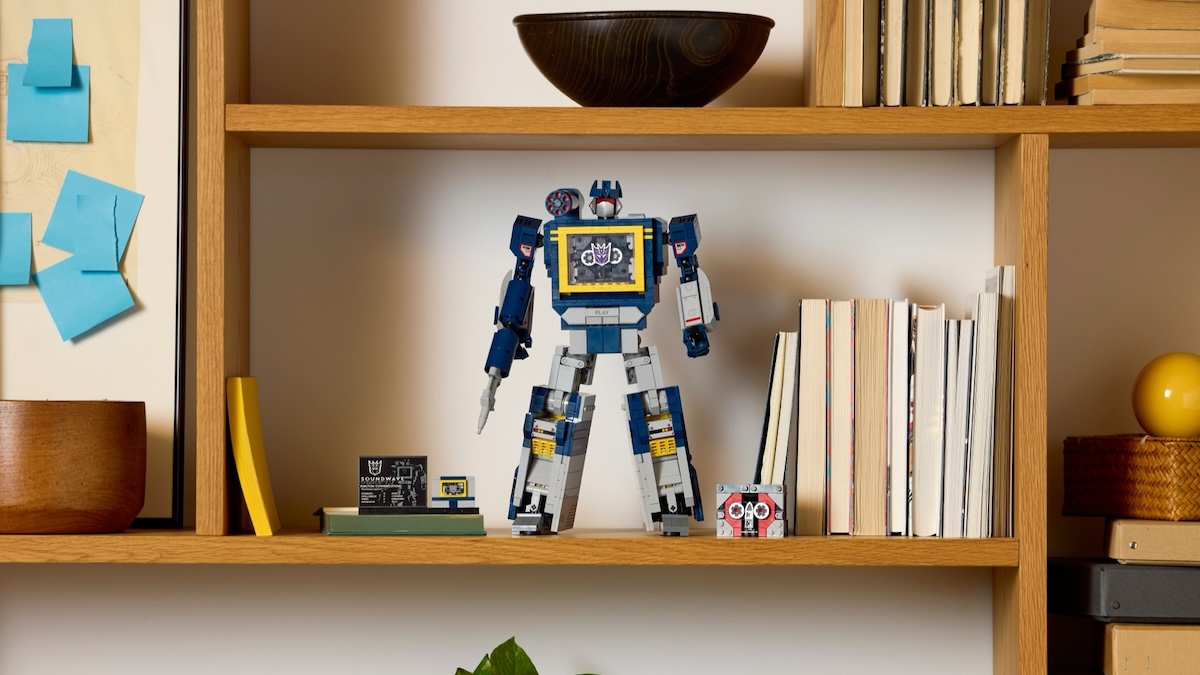 Soundwave superior! LEGO Transformers fans react one week on