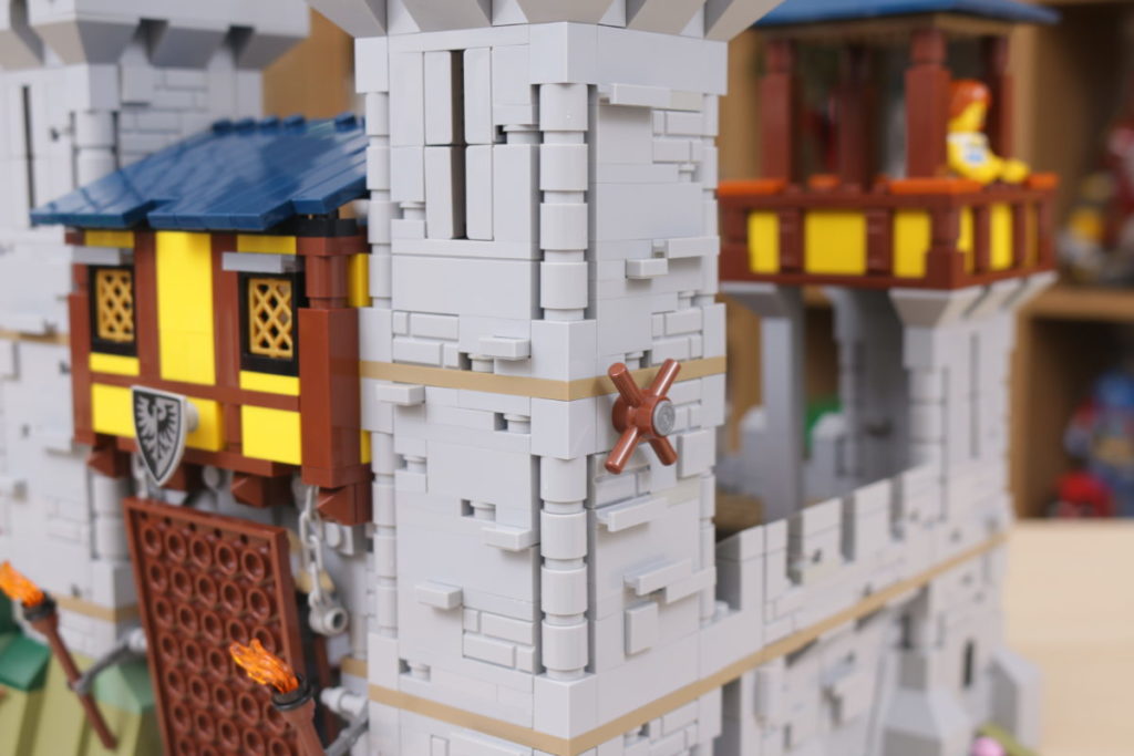 How to improve LEGO Creator 3 in 1 31120 Medieval Castle 40 1024x683