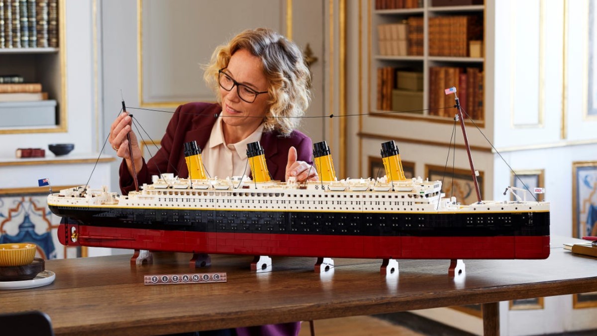 Both LEGO 10294 Titanic and 76989 Horizon Forbidden West: Tallneck have sold out yet again