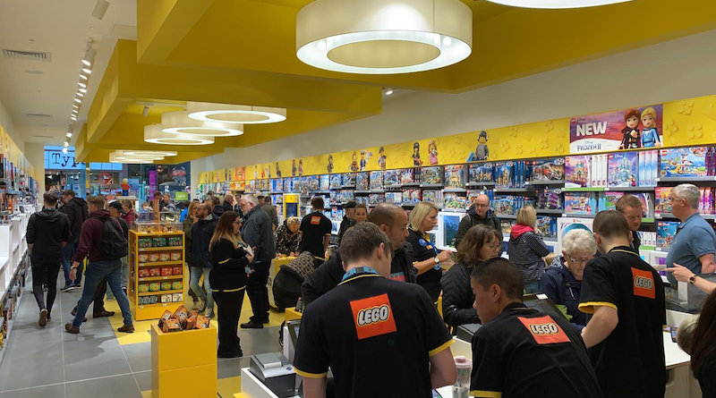 LEGO Store Birmingham grand opening begins today