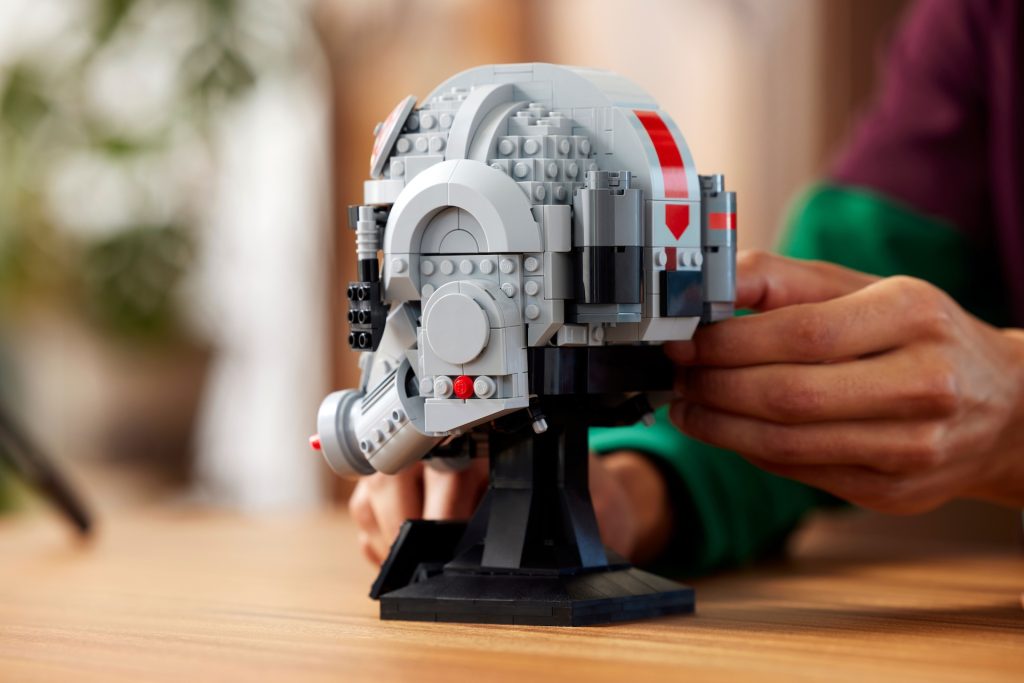 LEGO Star Wars 75429 AT AT Driver Helmet 11 1024x683