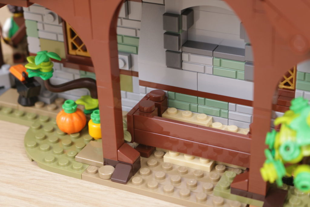 Rebuilding LEGO Ideas 21318 Medieval Blacksmith with Rebrickable 27 1024x683