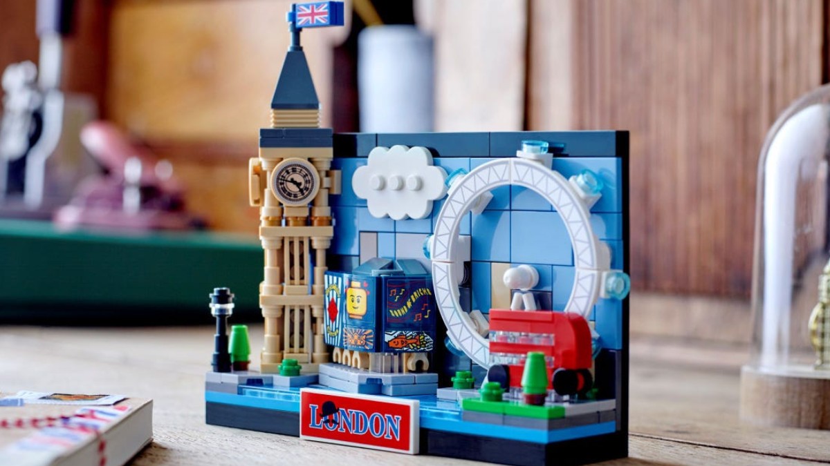 A brand new LEGO Postcard and BrickHeadz are now available