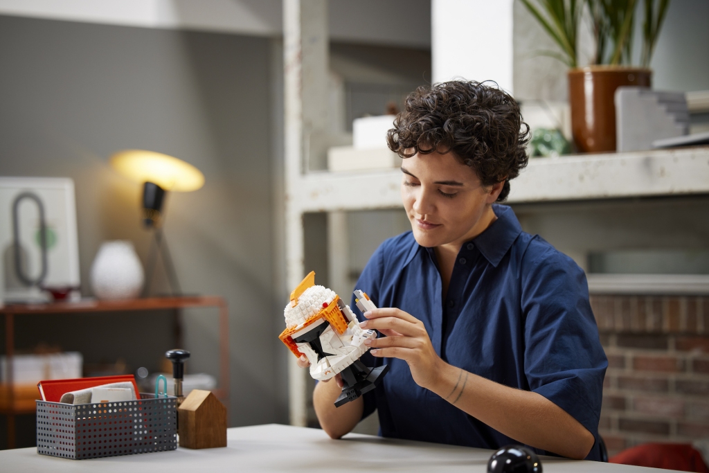 LEGO Star Wars 75350 Clone Commander Cody Helmet 9 1024x683