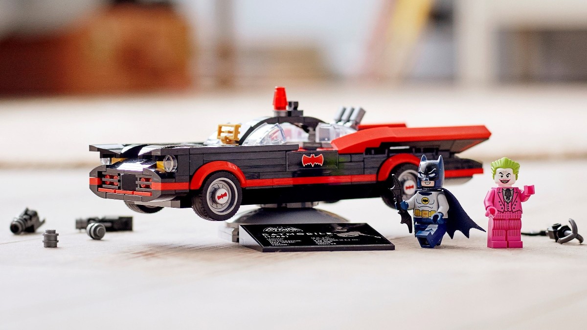 Information plaques are becoming more common in less expensive LEGO sets