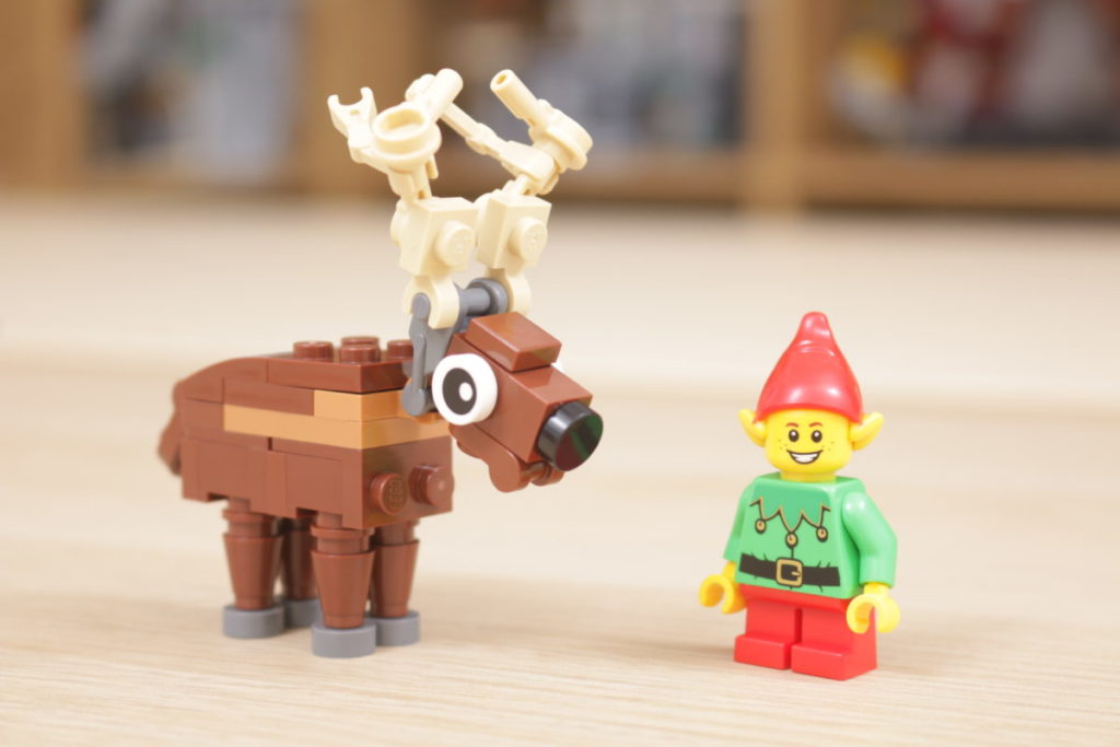 LEGO Black Friday 40484 Santas Front Yard gift with purchase review 8 1024x683