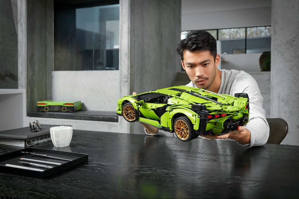 LEGO Technic Lamborghini Sián FKP 37 14