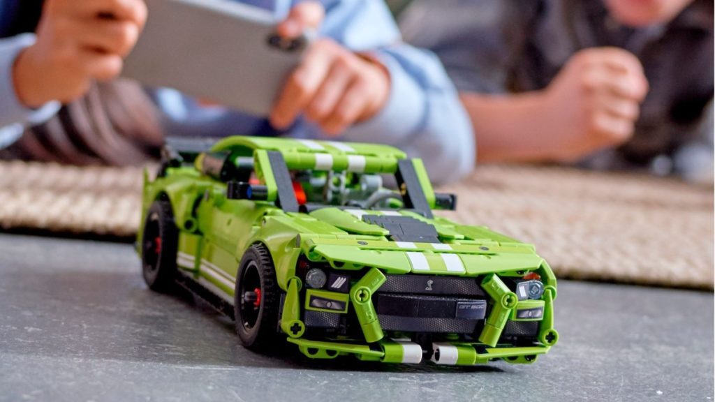 LEGO Technic 42138 Ford Mustang Shelby GT500 featured 1024x576