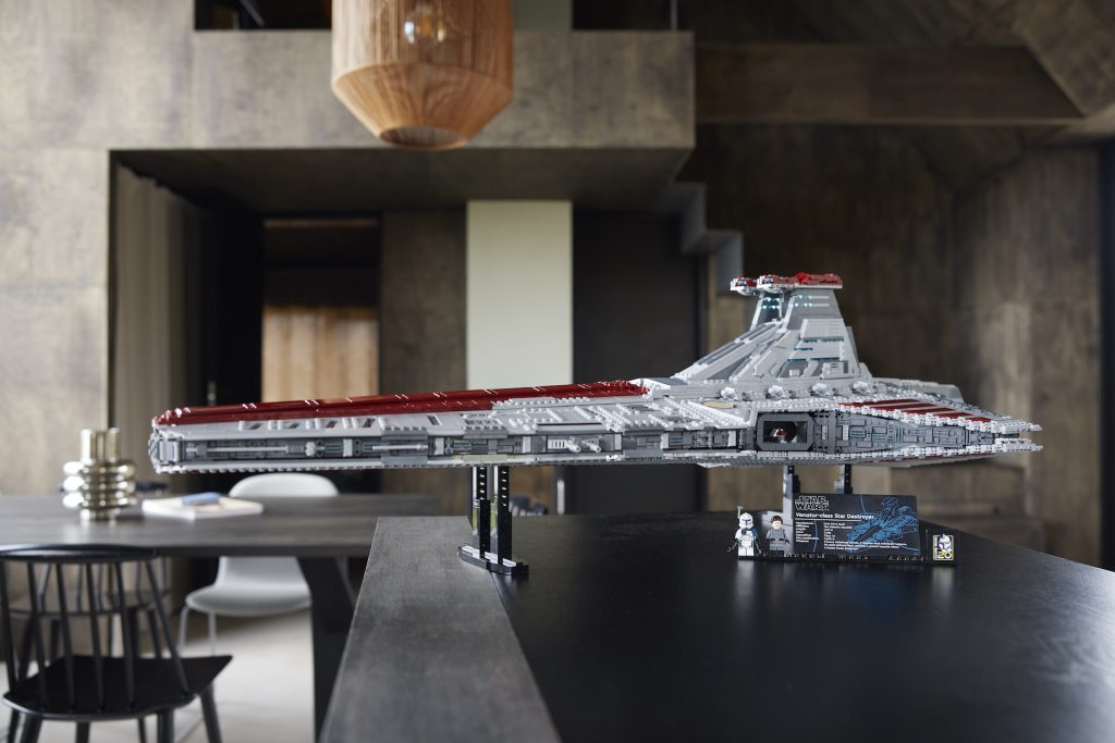 LEGO Star Wars 75367 Venator Class Republic Attack Cruiser 15 1024x683
