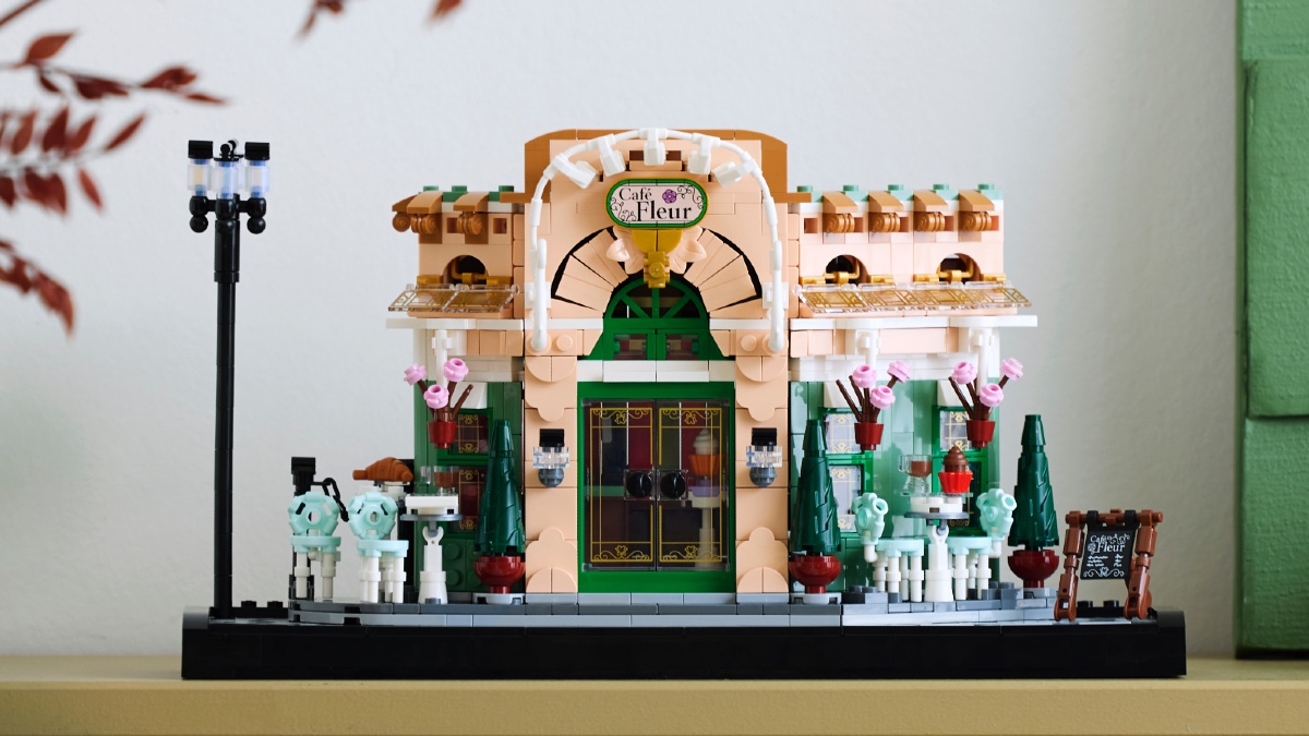 LEGO designer outlines new design rules established by French Café